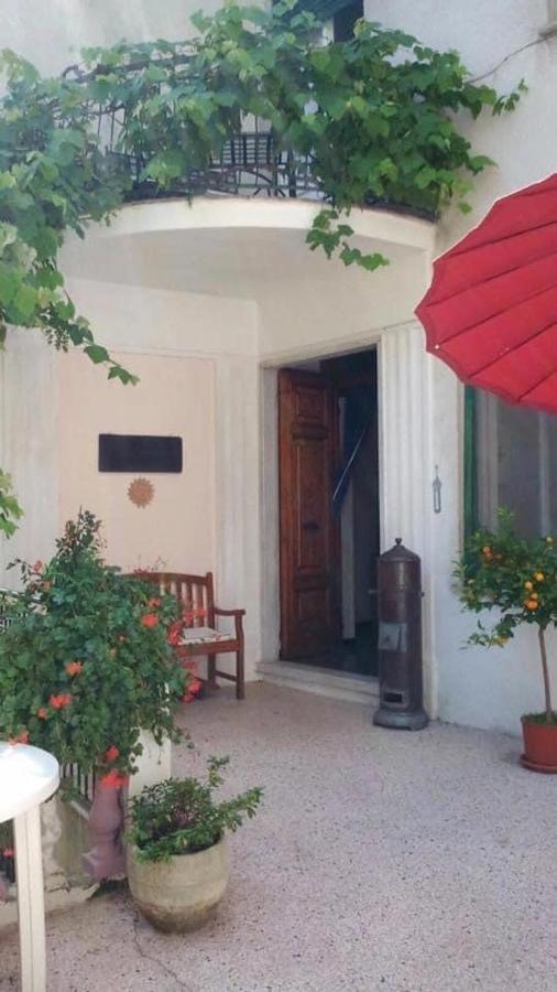 Albergo Magenta Casella  Exteriör bild